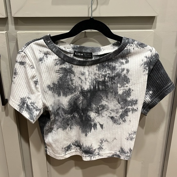 shein cropped baby tee - Picture 3 of 3